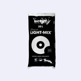 Biobizz | Light Mix 20L bag for organic plant growth, featuring controlled nutrients and optimal cultivation.