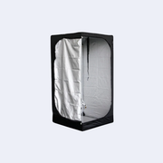 Mammoth | Kompaktes Growzelt Lite+ 80 für effizientes Indoor-Gardening in schwarz mit silberner Innenseite.
